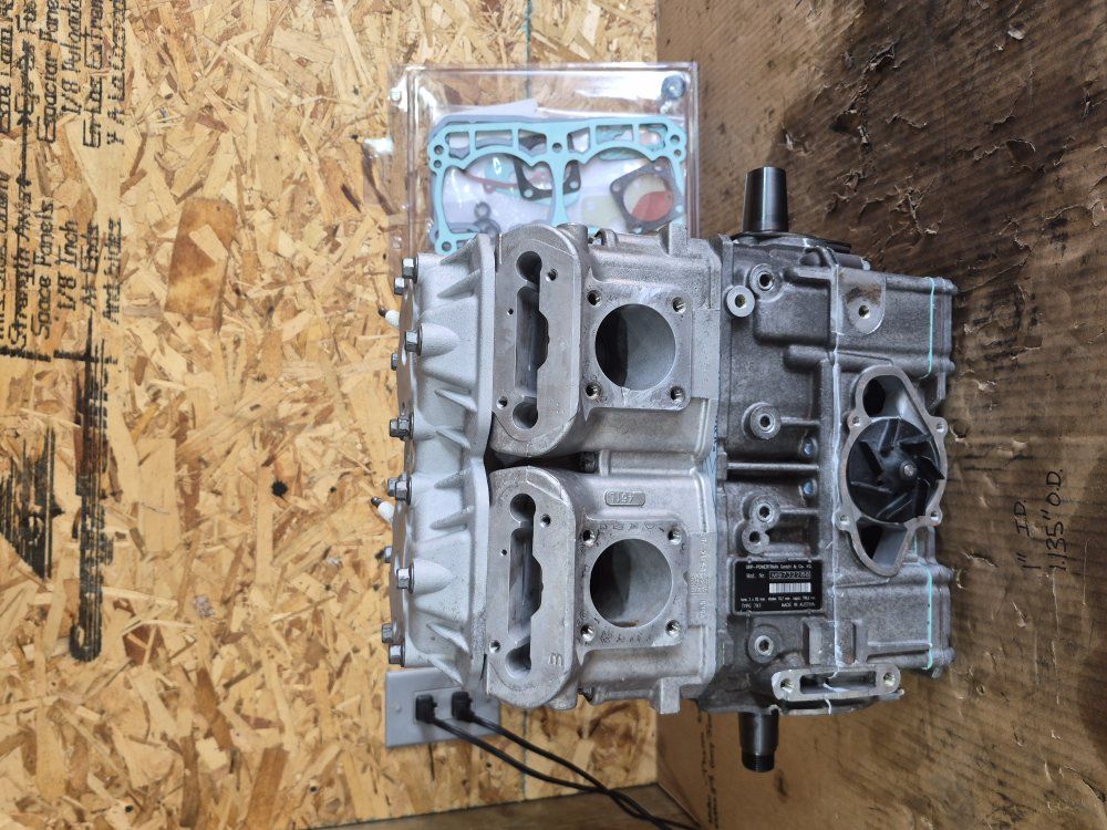 2016 skidoo 800 Etec engine