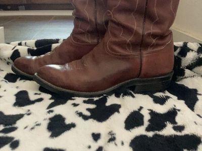 Tony Llama Cowboy Boots
