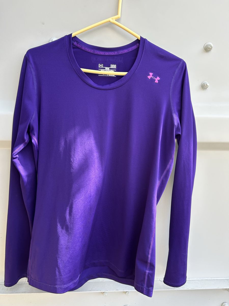 Under Armour Women's Purple Long Sleeve Performance Shirt - Size L, Scoop Neck