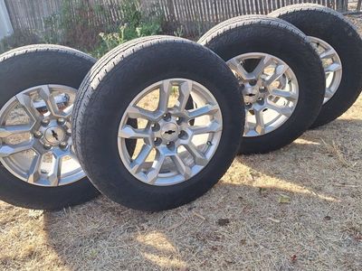 Chevrolet Silverado Wheels & Tires (4) - 265 65 R18 6lug