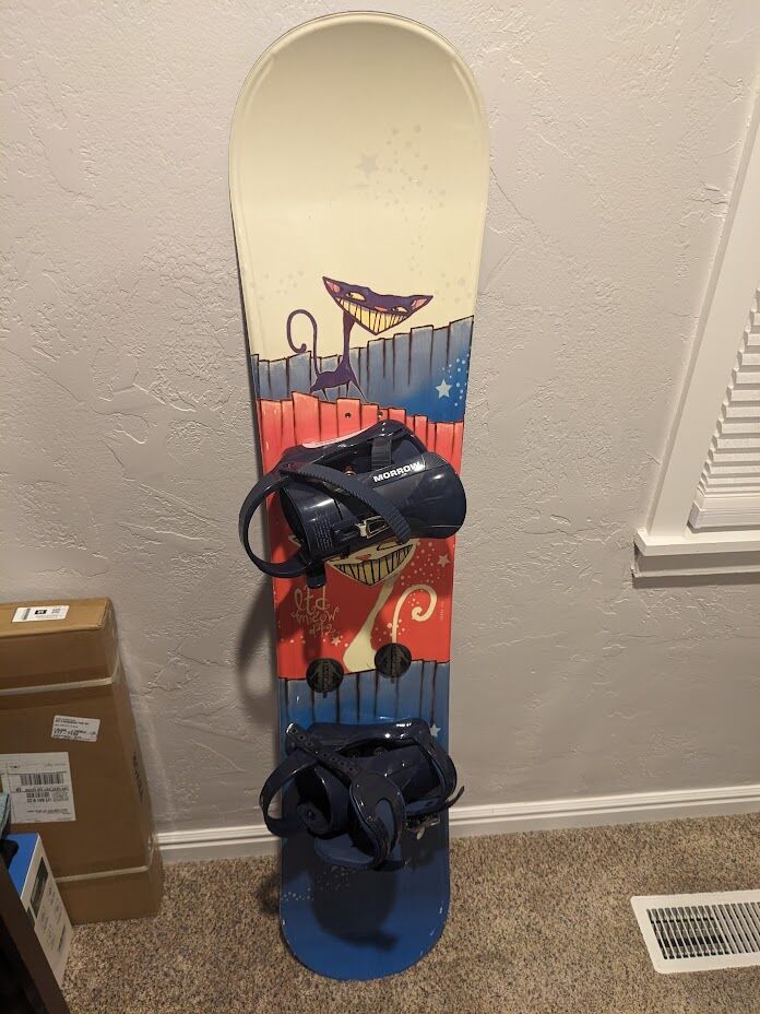 LTD Meow 142 Snowboard (broken bindings)