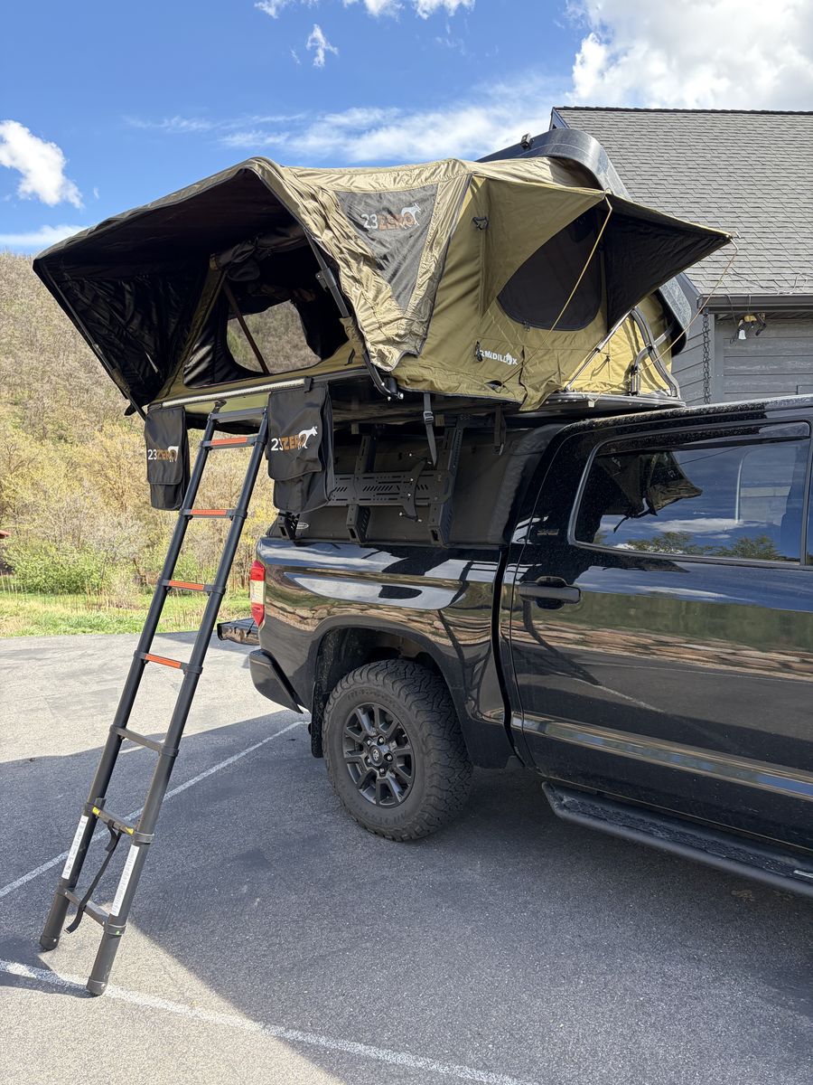 23Zero Armadillo X3 Rooftop Tent
