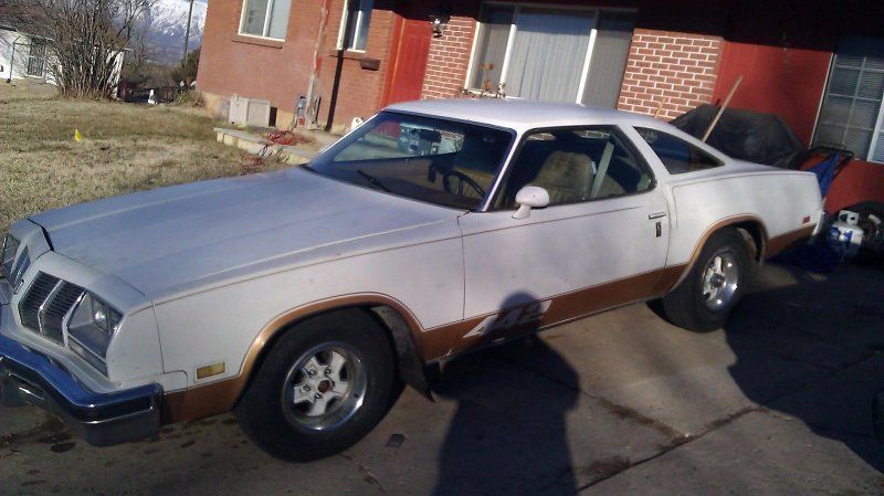 1977 Oldsmobile CUTLASS 442 Supreme