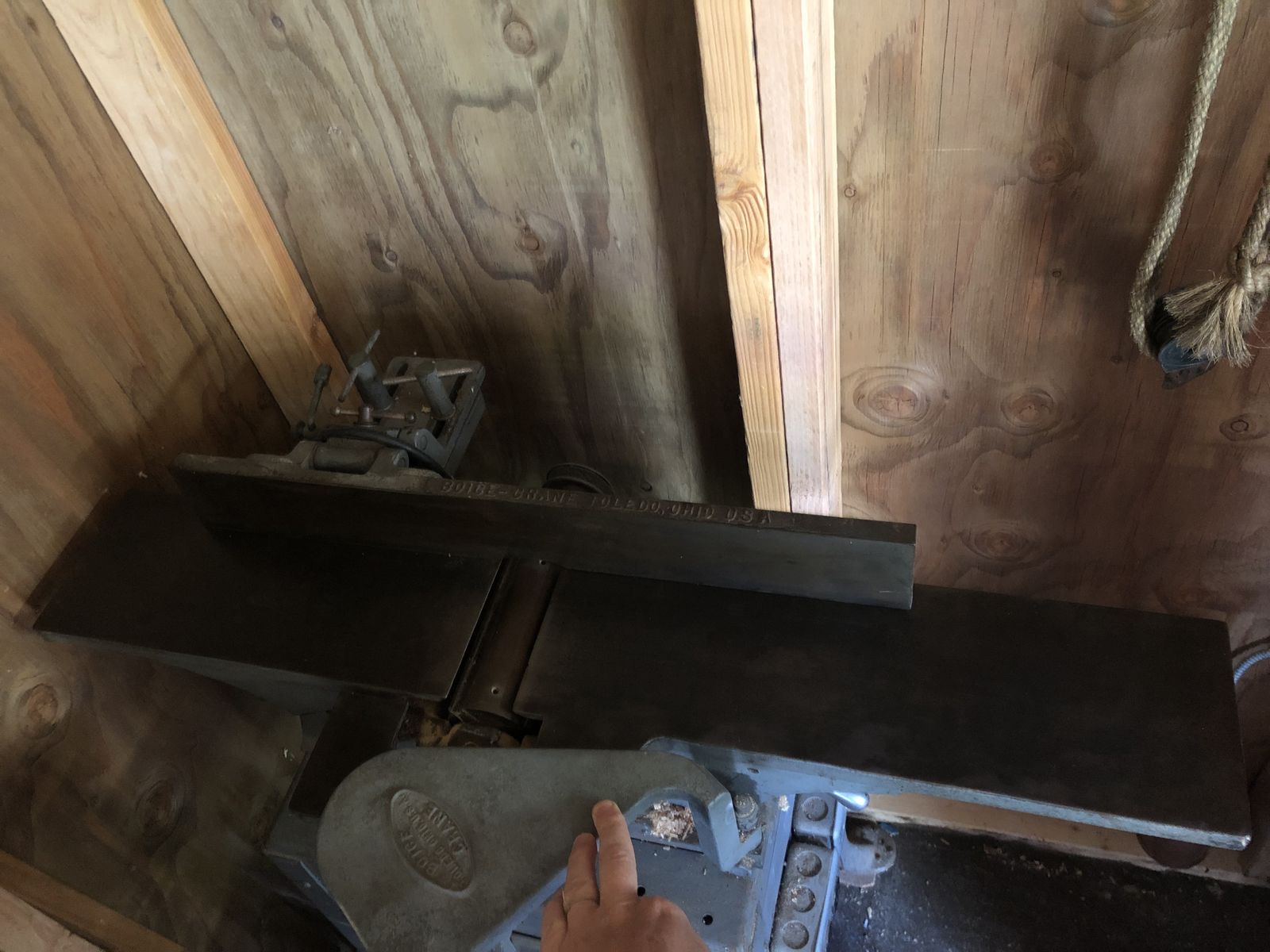Jointer - Boise Crane 5" - solid and smooth running, this is a classic solid built machine