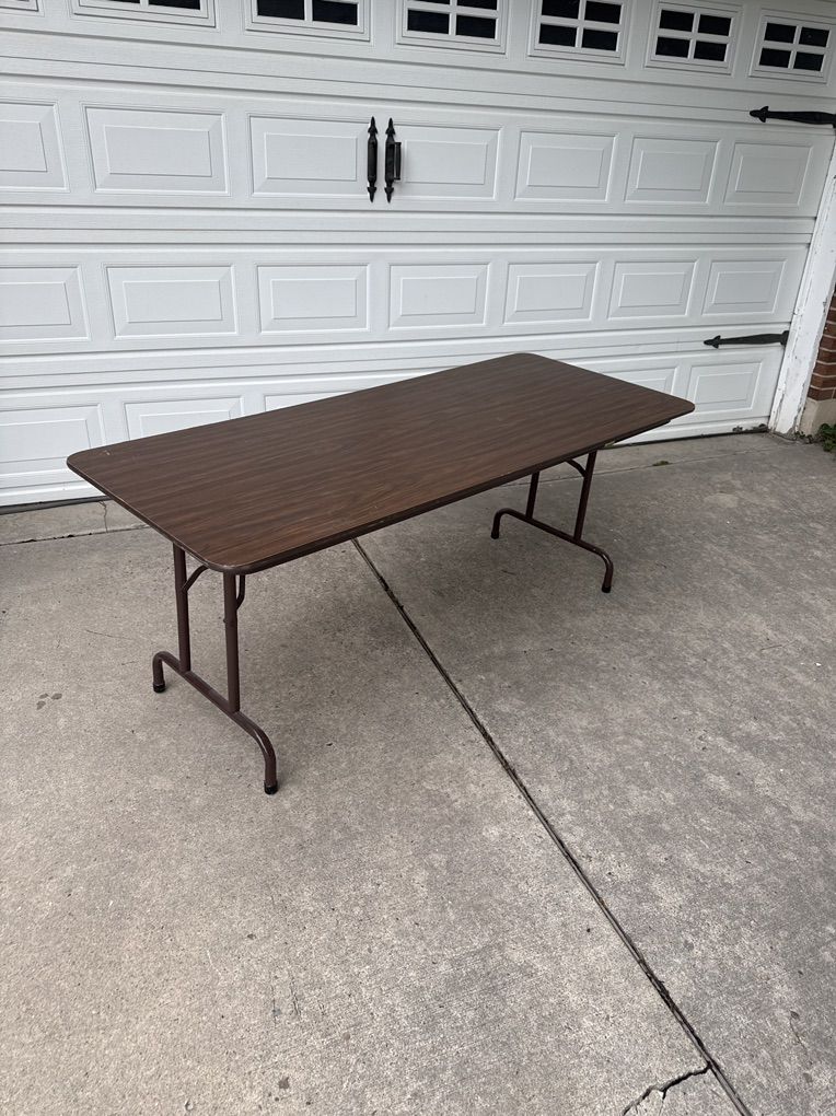 6 Ft. Heavy Duty Commercial Folding Table