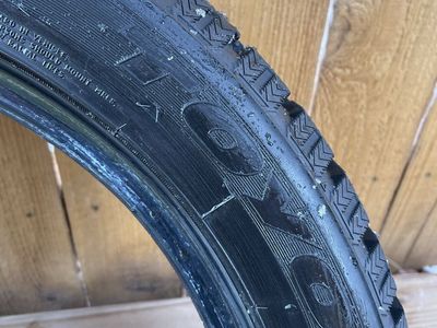 TOYO Observe GSI 265/70R17 Snow Tires