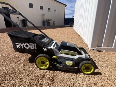 RYOBI BATTERY LAWN MOWER