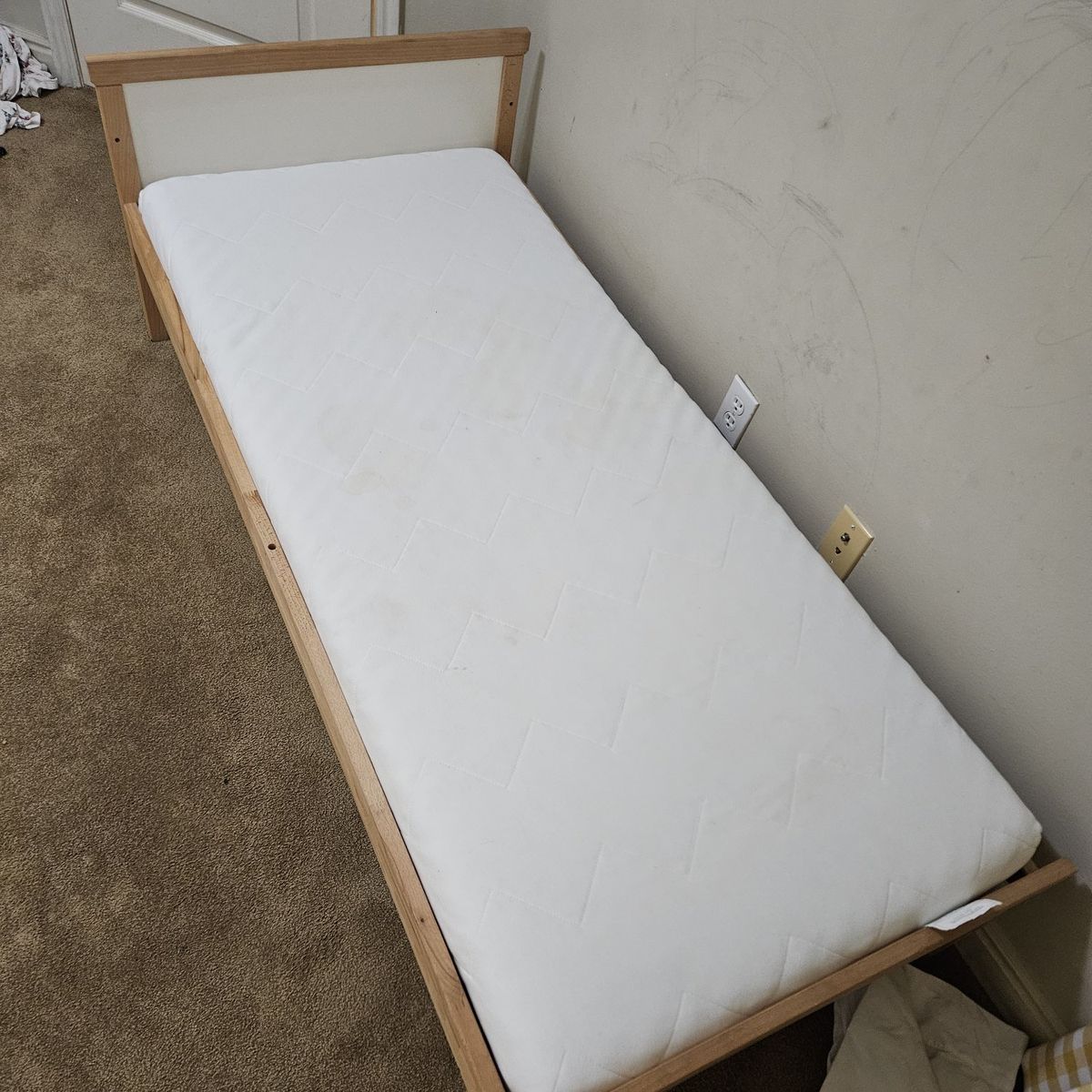 Matching toddler beds