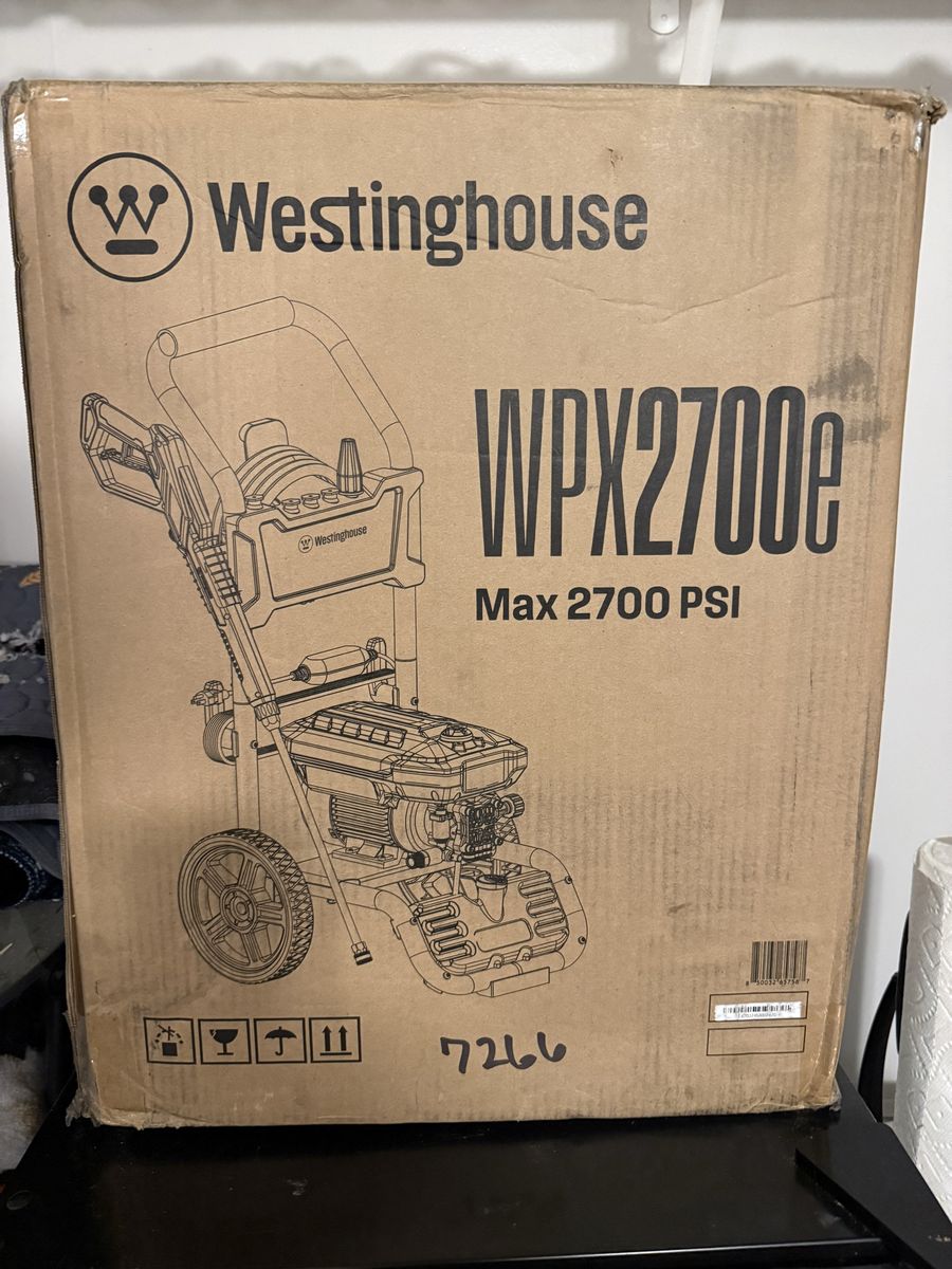 2700 PSI Westinghouse Pressure Washer