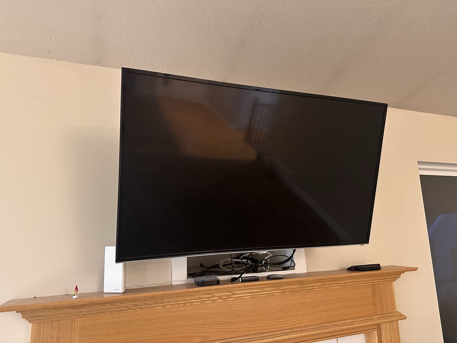 50” TV