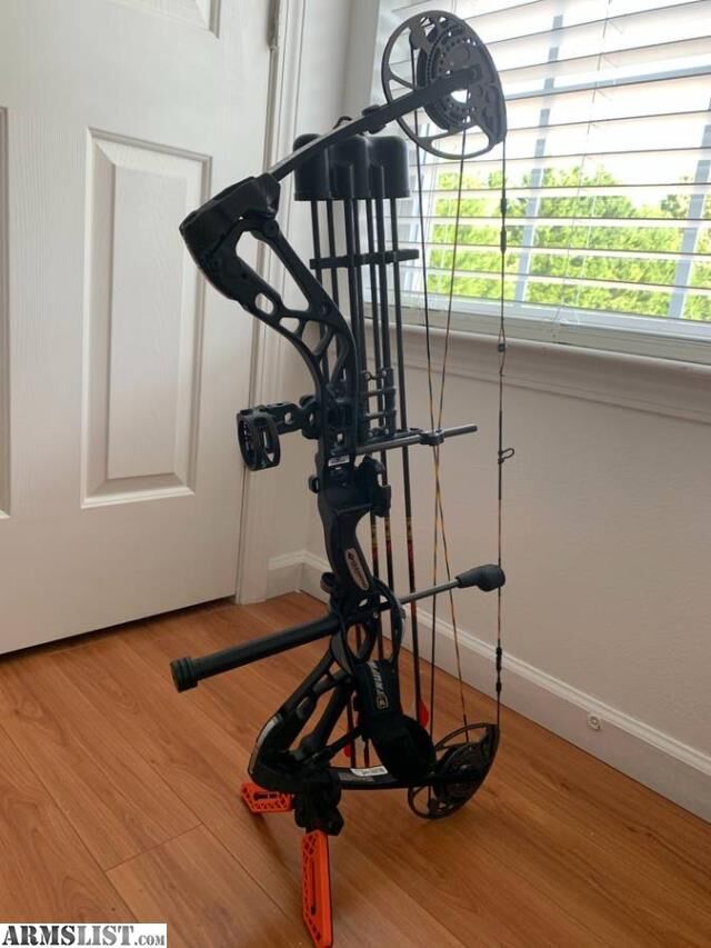 DIAMOND EDGE 320 LIKE NEW WITH ARROWS