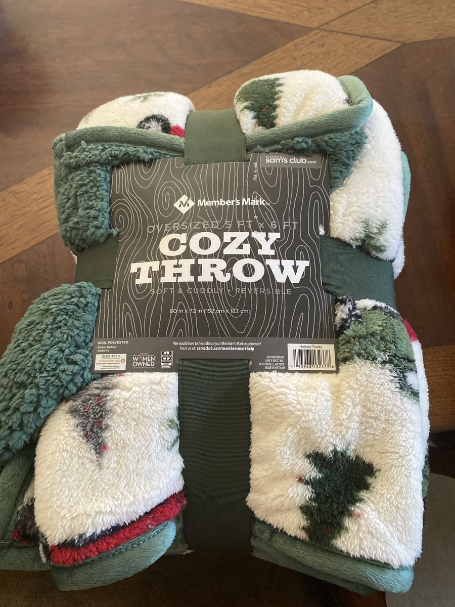 Oversized cozy throw