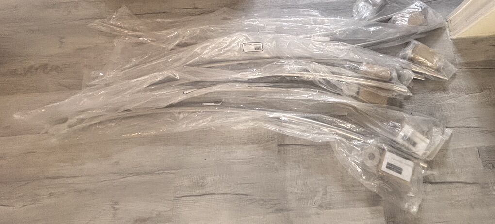 Lot of 8 Moen Curved Shower Curtain Rods 60