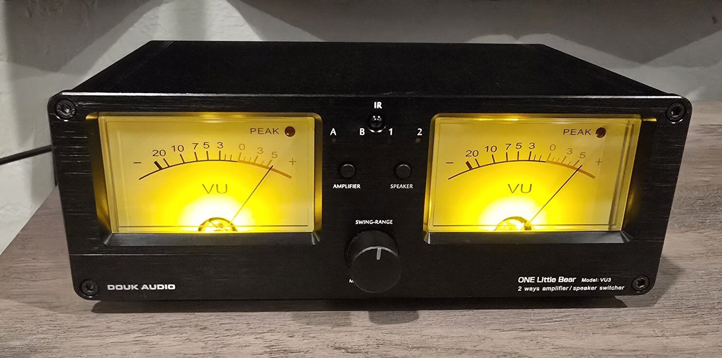 Douk Audio VU3 Stereo Speaker/Amplifier selector