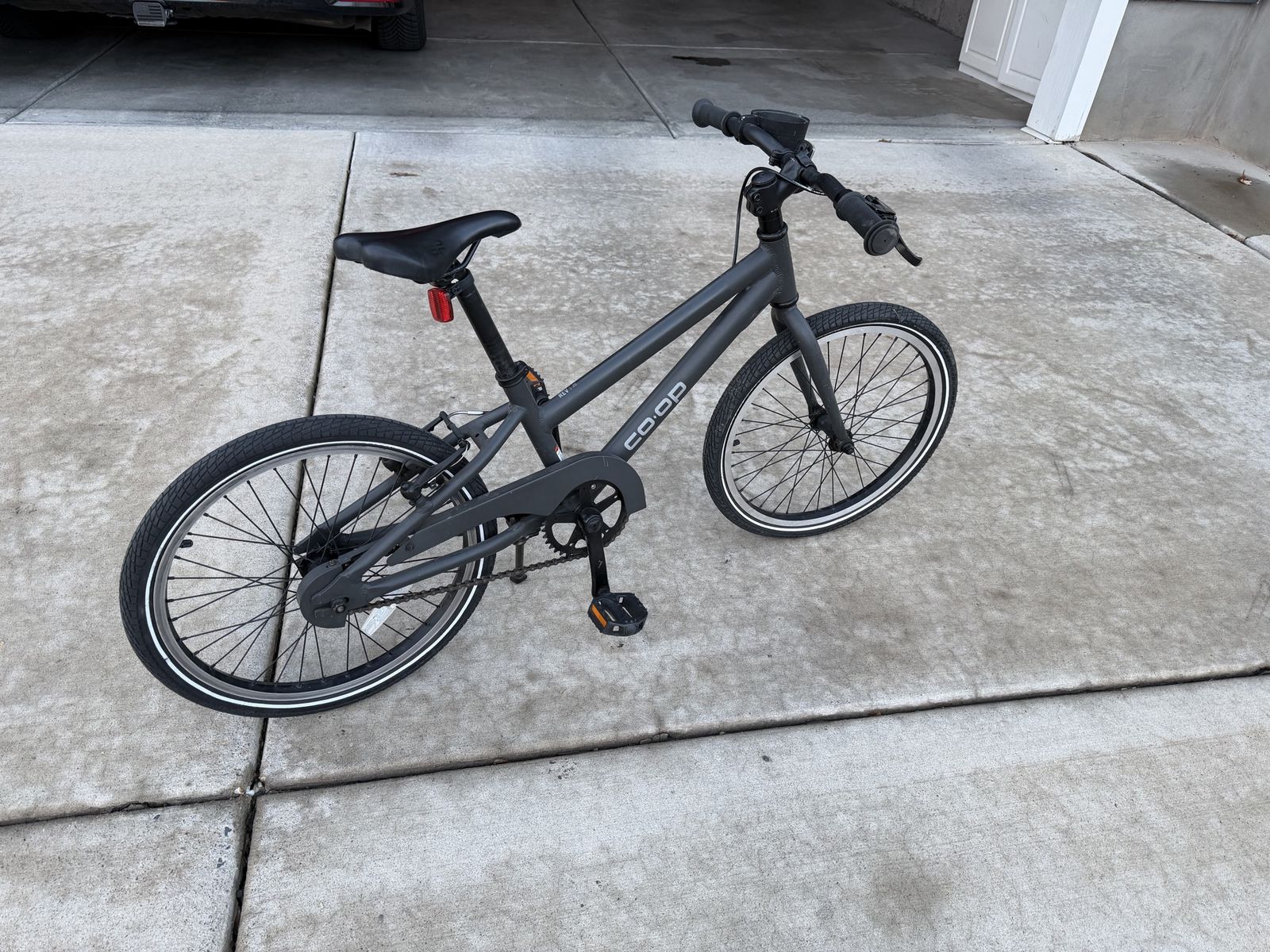 CO-OP REV 20 Kids Bike