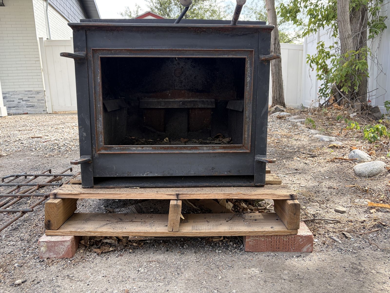 Free iron fireplace insert