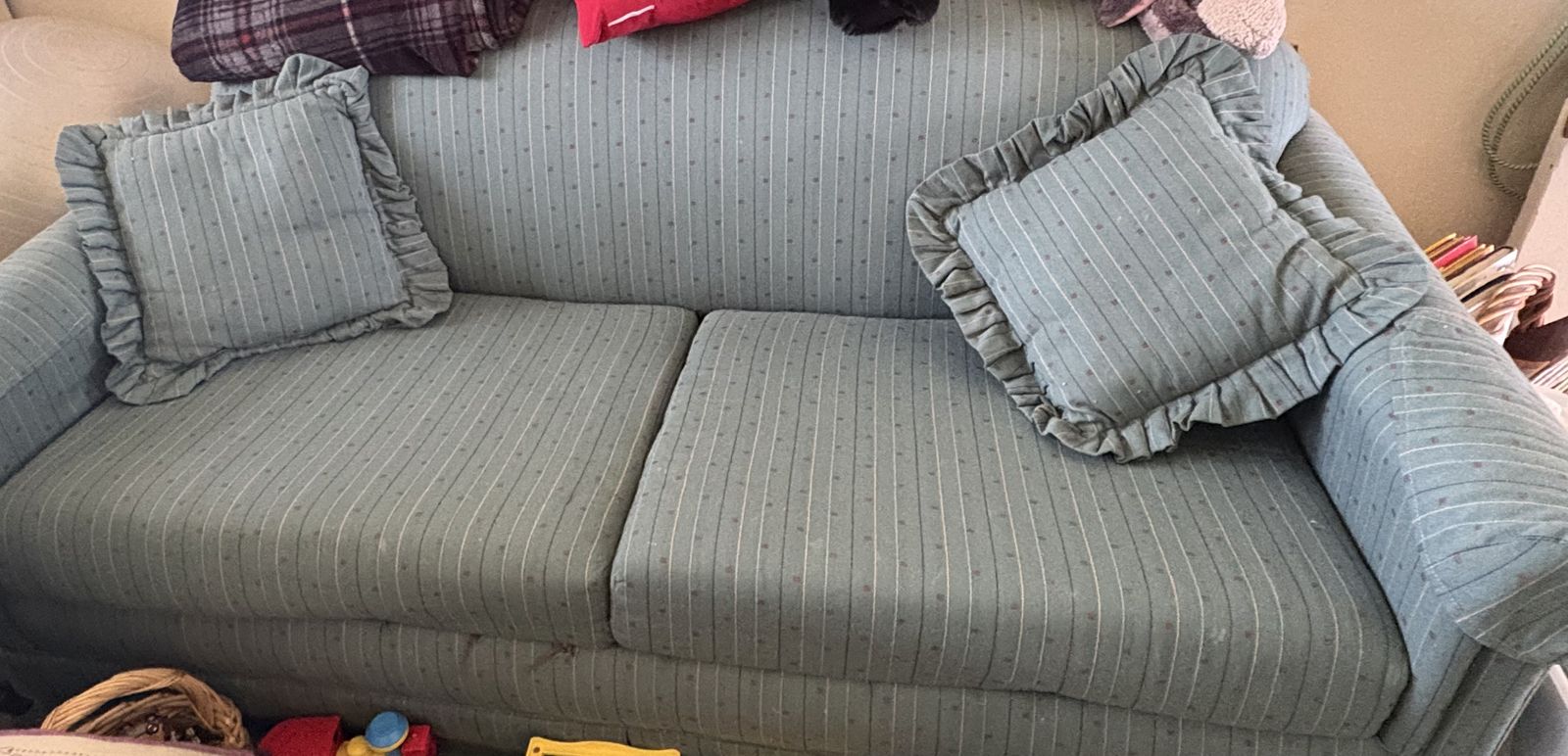 Love seat hide-a-bed