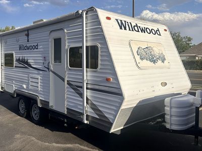 2006 wlidwood 19 foot