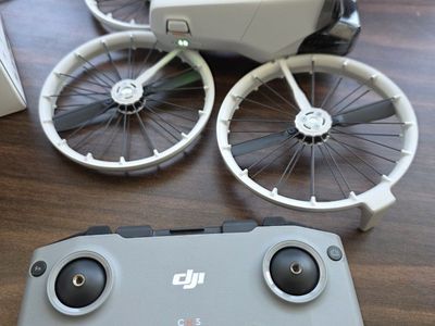 DJI FLIP Drone Combo with Controller - Excellent Condition