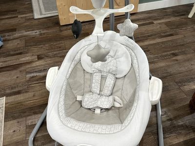 Graco DuetConnect LX Portable Baby Swing & Bouncer Redmond - 6 Speeds, 10 Melodies