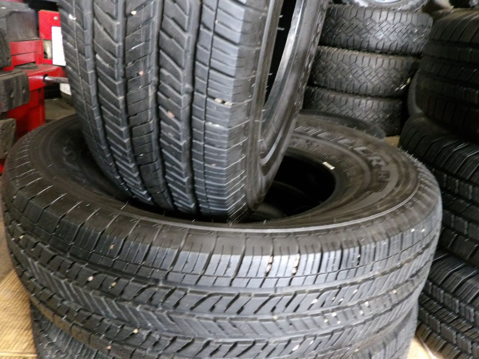 245/75R17 BRIDGESTONE DUELER PAIR OF TWO USED TIRES