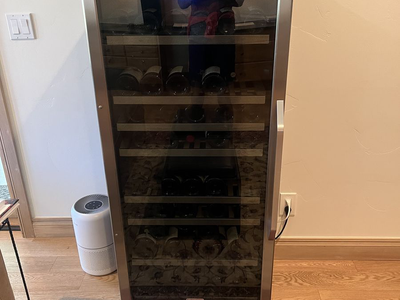 Wine Cooler - 110 bottles
