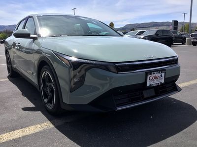 2026 Kia K4 EX