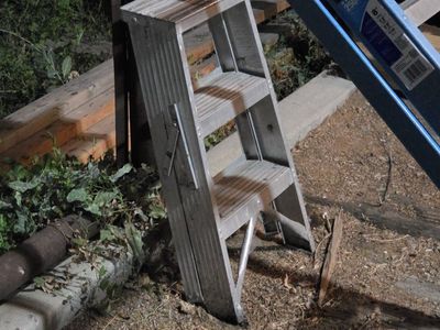 Aluminum 3-Step Folding Step Stool Ladder