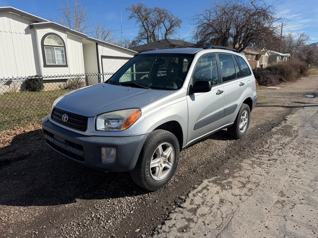 2001 TOYOTA RAV4 LE