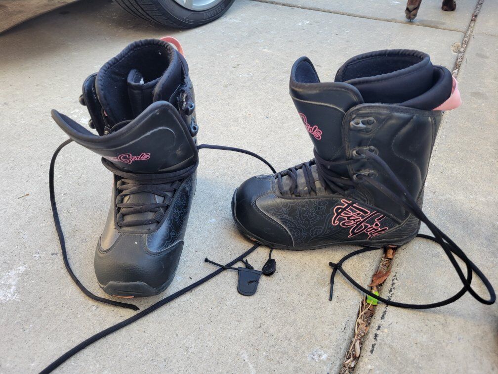 snowboard boots girls 7