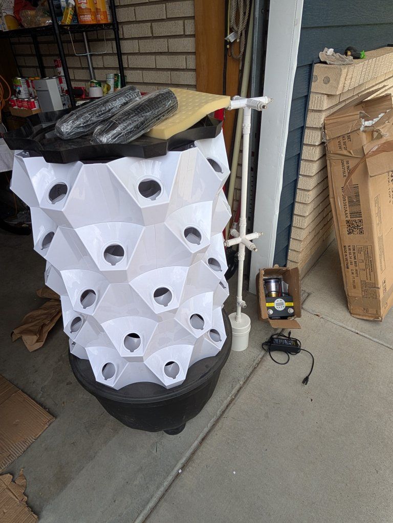 Unbranded Vertical Hydroponic Garden Tower System - Indoor/Outdoor Growing