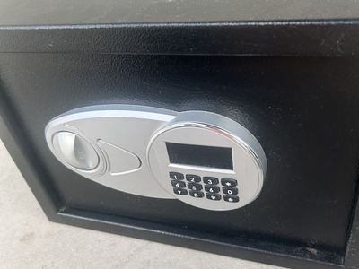 Used personal metal SAFE
