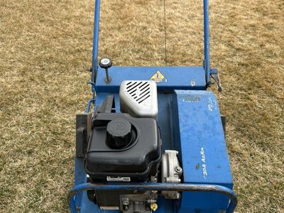 Bluebird Lawn Aerator