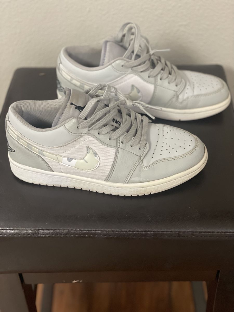 Nike Air Jordan 1 Low Shoes