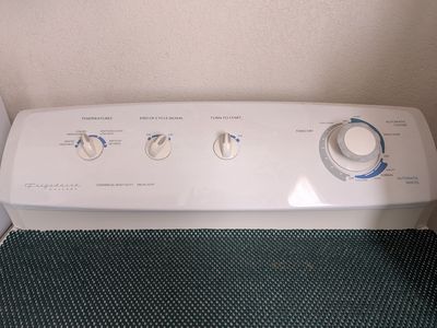 Frigidaire Gallery gas dryer