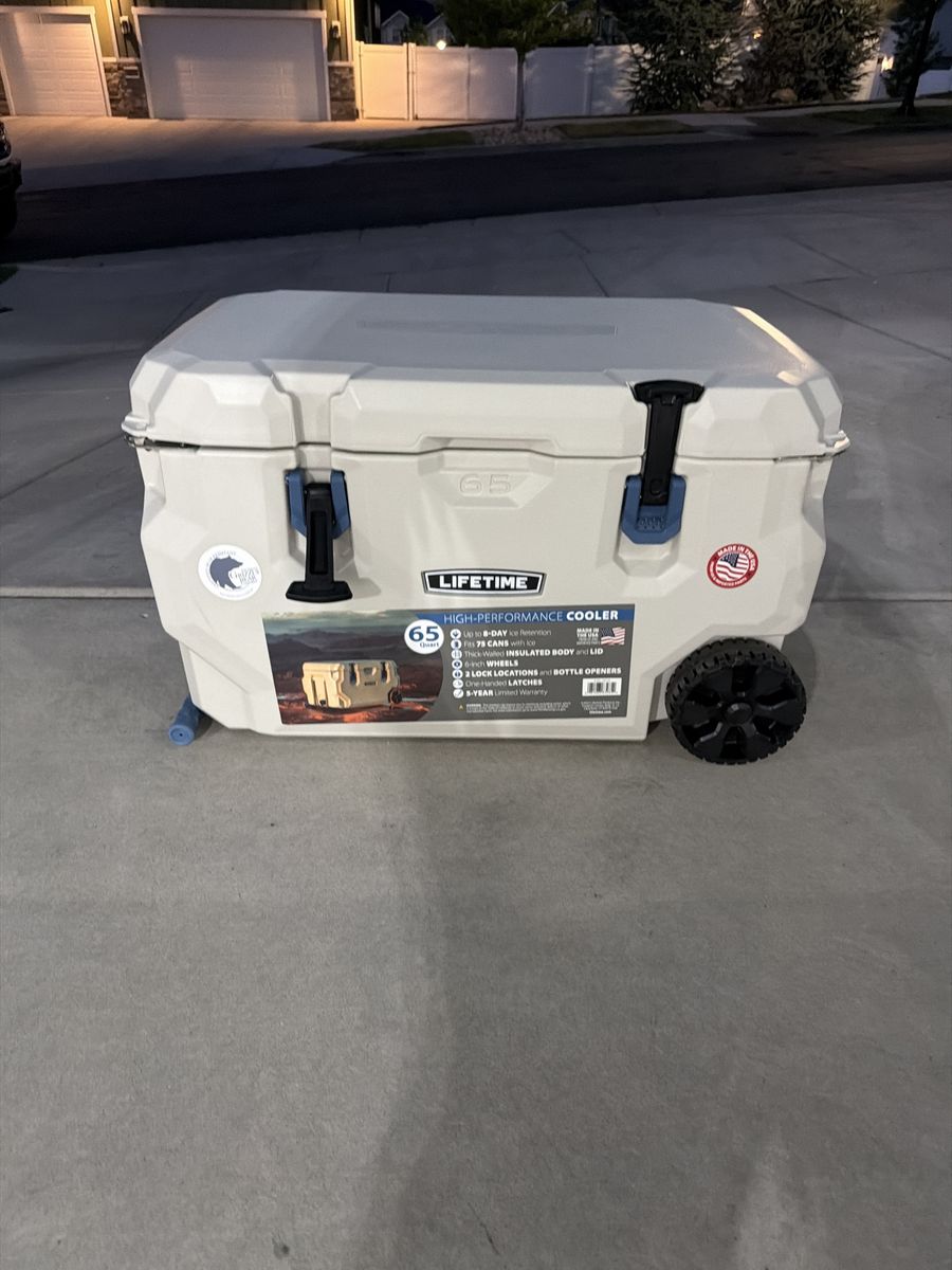 Lifetime 65 Cooler(Band New)