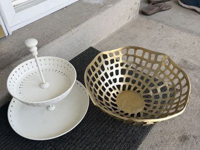 Decorative Home Accent Set: Brass Lattice Metal Bowl & White 2-Tier Serving Tray
