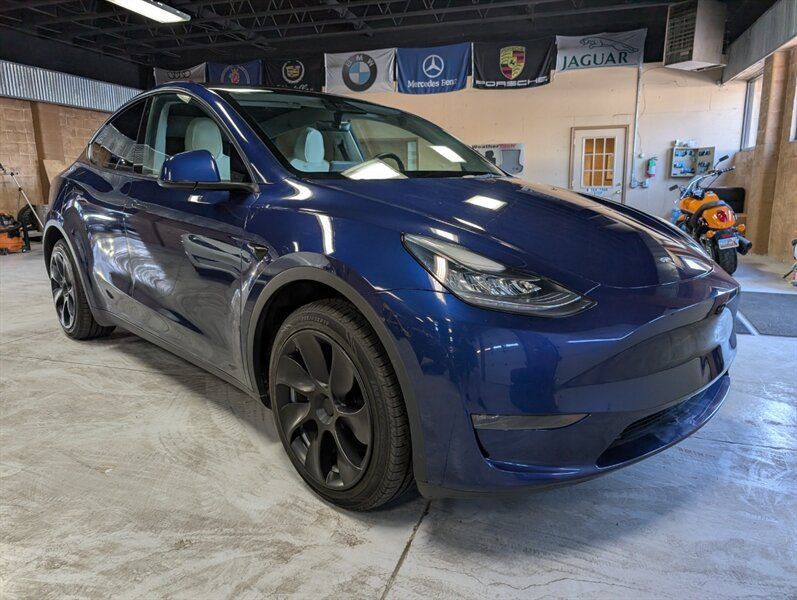 2023 Tesla Model Y Long Range