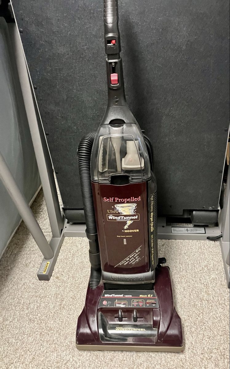 Hoover WindTunnel Ultra Self Propelled Mach 6.1 Upright Vacuum