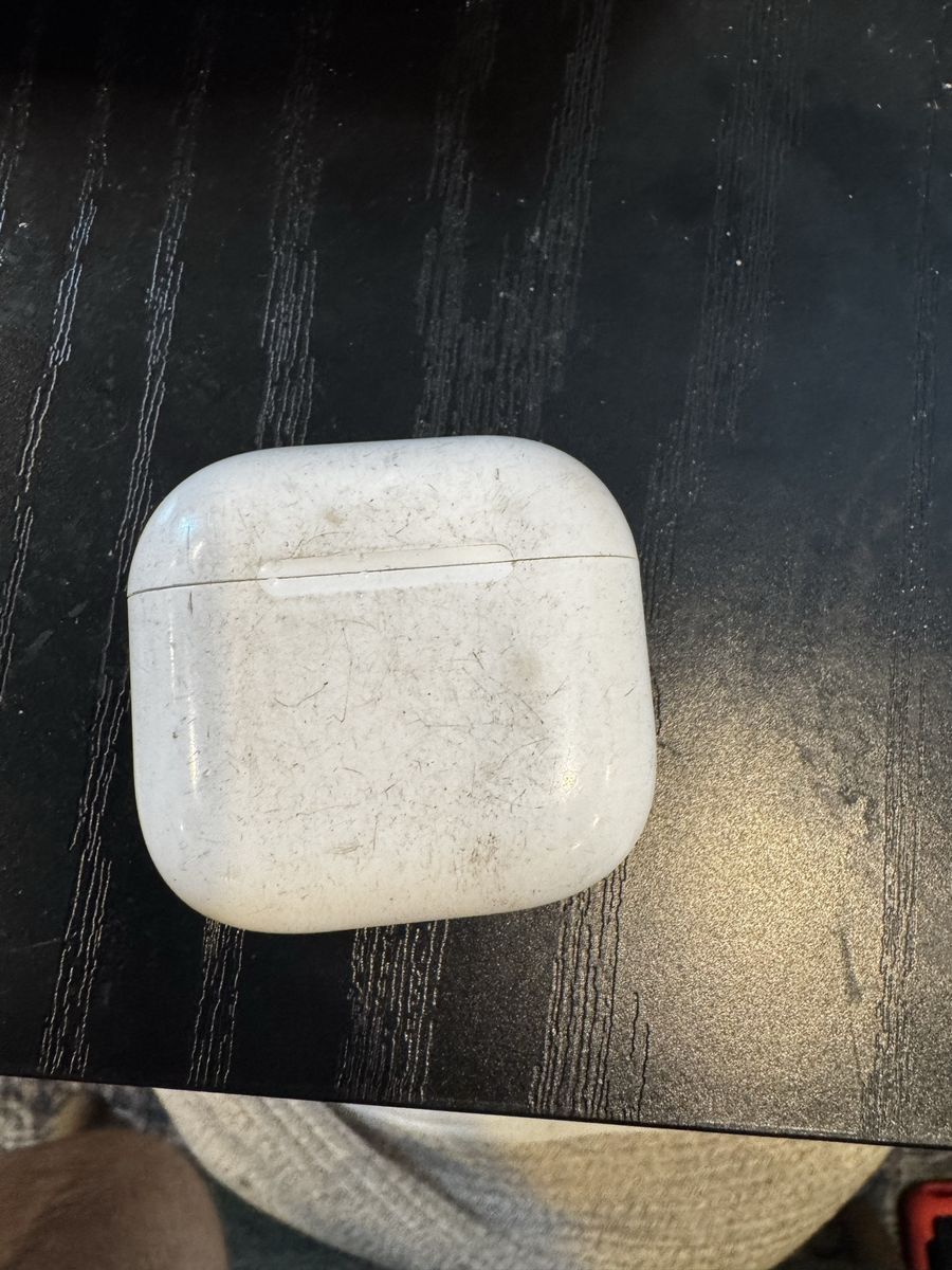 AirPods