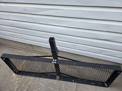 Steel hitch mounted cargo caddie