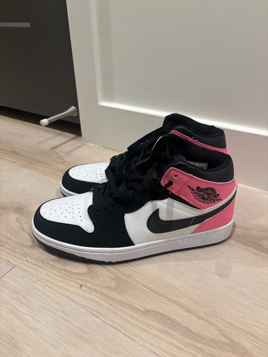 2017 Air Jordan 1 Retro High GG ‘Valentine’s Day’ - Size 8