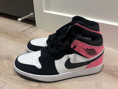 2017 Air Jordan 1 Retro High GG ‘Valentine’s Day’ - Size 8