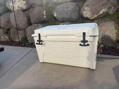 Cascade Mountain Tech 80QT Rotomolded Super Cooler White with Rope Handles & Drain Plug