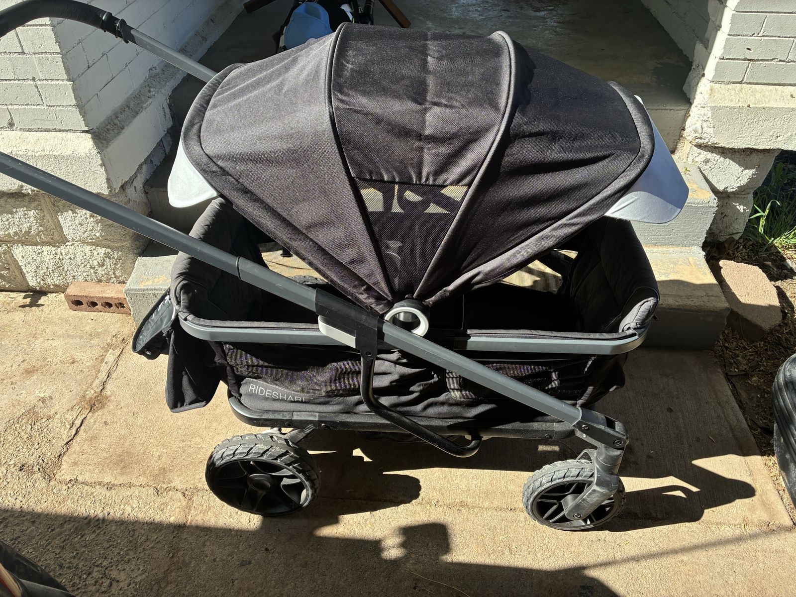 Evenflo Shyft Rideshare Wagon/ Stroller