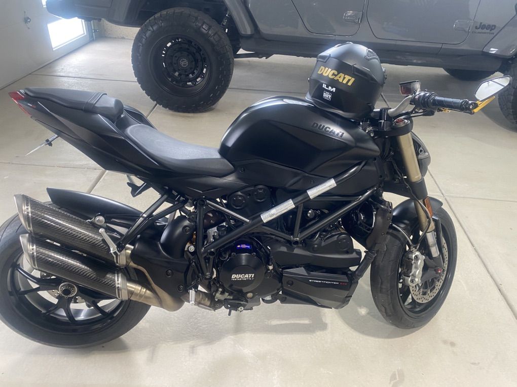 2014 Ducati Street Fighter