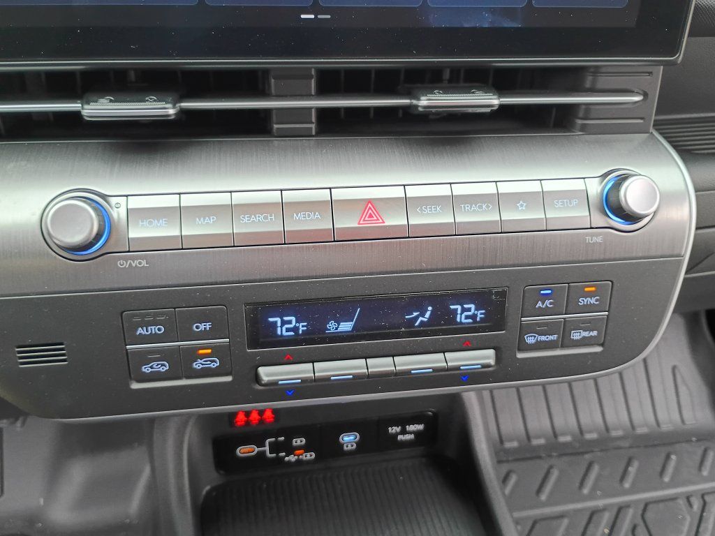 Main image 11