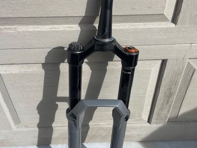 2023 Rock Shox Zeb Ultimate 160 w/ MRP Ramp