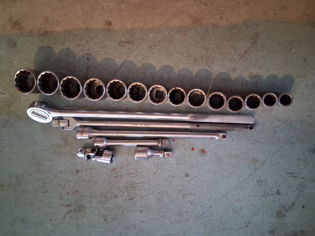 Proto 2 in.  socket and combination Wrench set