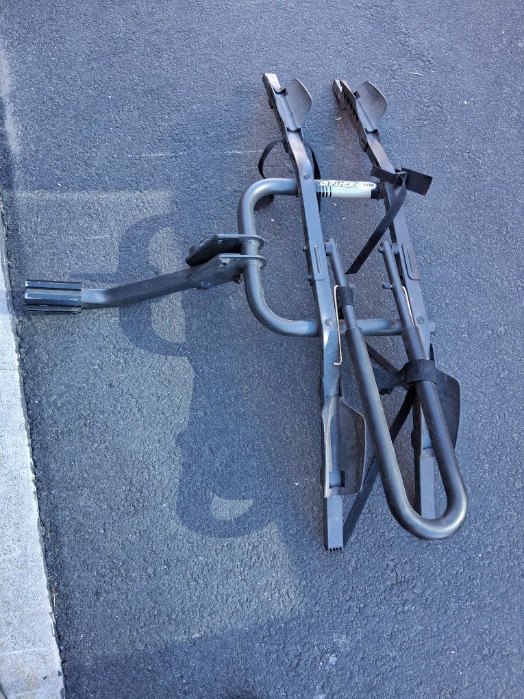 Bell Two Bike Trailer Hitch like New!